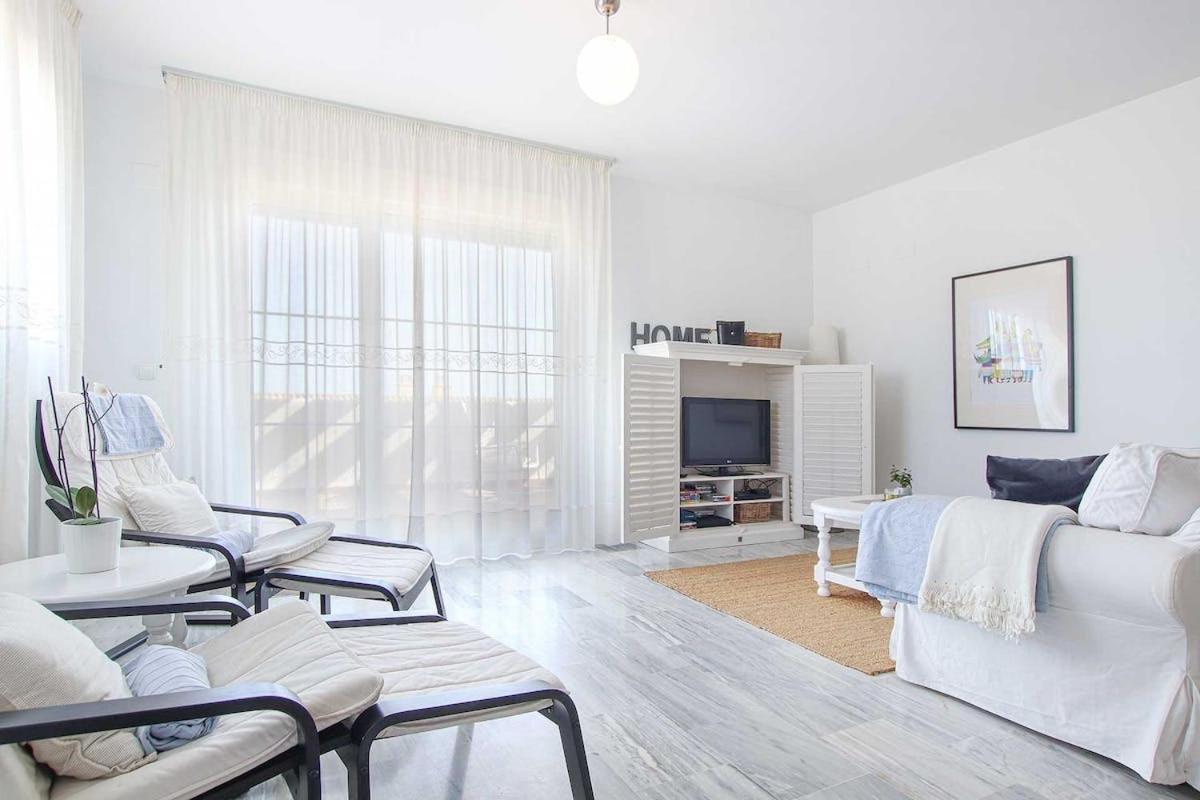 Precioso Atico En Cabopino - Marbella Lägenhet Exteriör bild