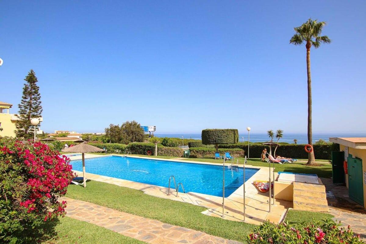 Precioso Atico En Cabopino - Marbella Lägenhet Exteriör bild